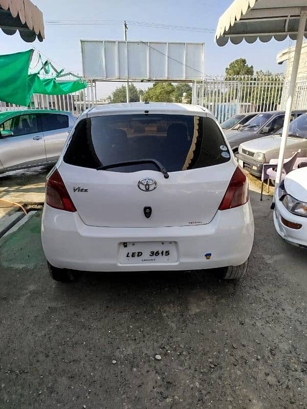 Toyota Vitz 2005 3