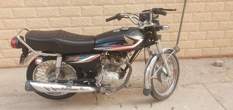 honda 125 2015 model rawalpindi punjab nmr 0