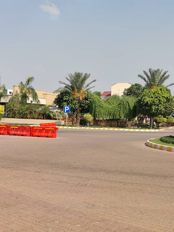 7 Marla E Block Prime Location Plot Available For Sale In Dream Gardens Lahore 1