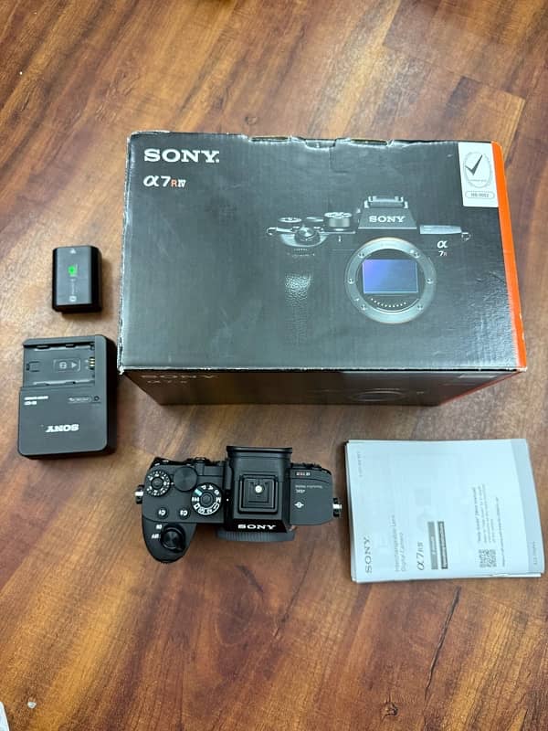 Sony A7riv with box 0