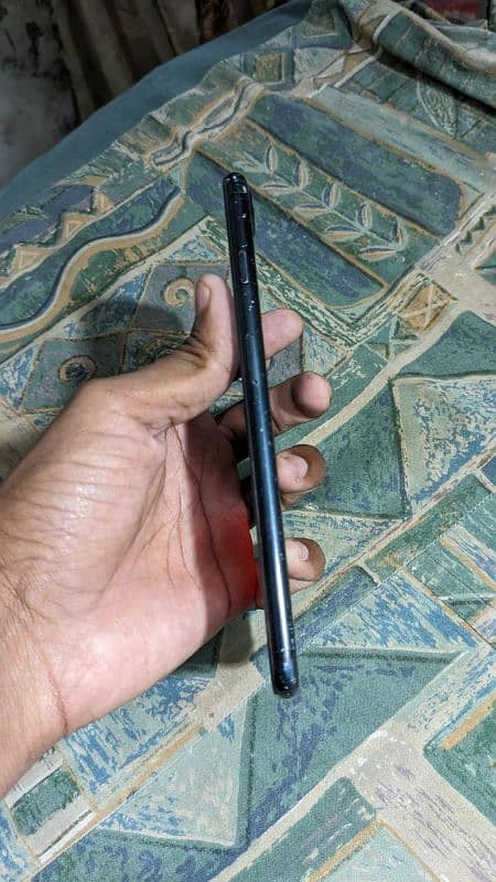 iphone 7 plus black 32GB Official Pta Approved 1