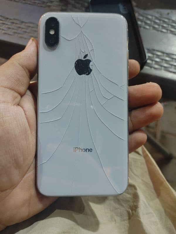 iphone Xs max  Pta approved 256 urgent sale 1