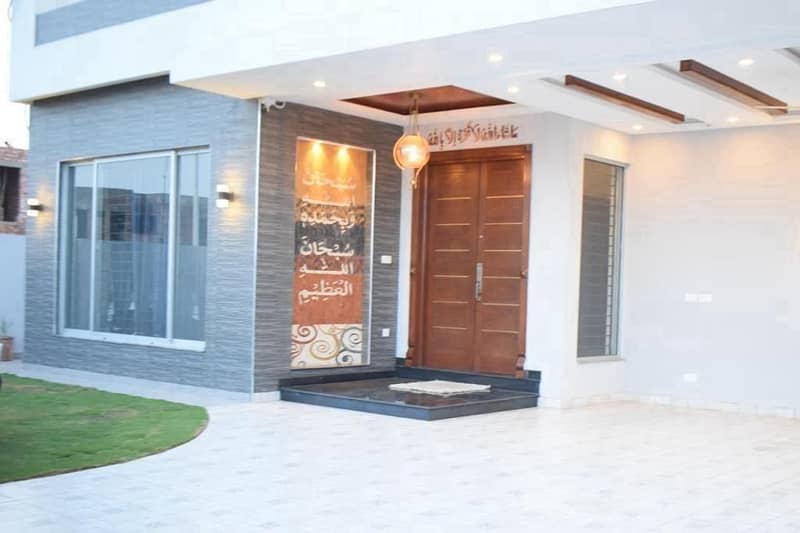 1 Kanal Furnished portion lower for rent in dha phase 7 near p. k. l. i 5