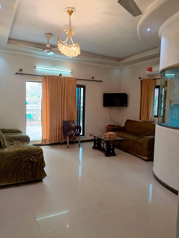 1 Kanal Furnished portion lower for rent in dha phase 7 near p. k. l. i 13