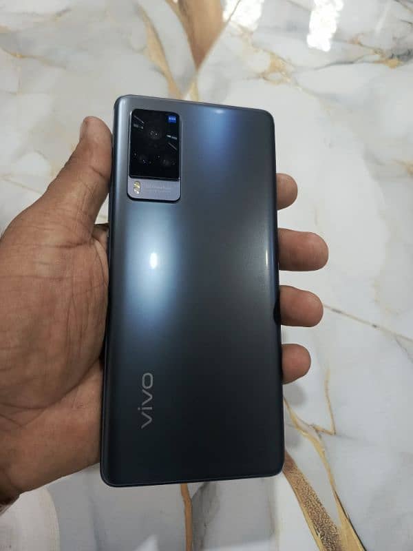 vivo x60 pro 10 by 10 condition 2