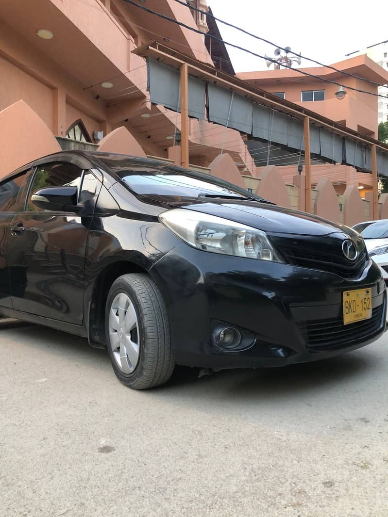 Toyota Vitz 2014 / 2017 1