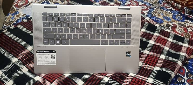 hp envy 360,touch n type,used like new, stretch less 8