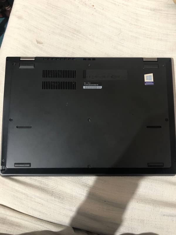 Lenovo Thinkpad L380 Yoga 5