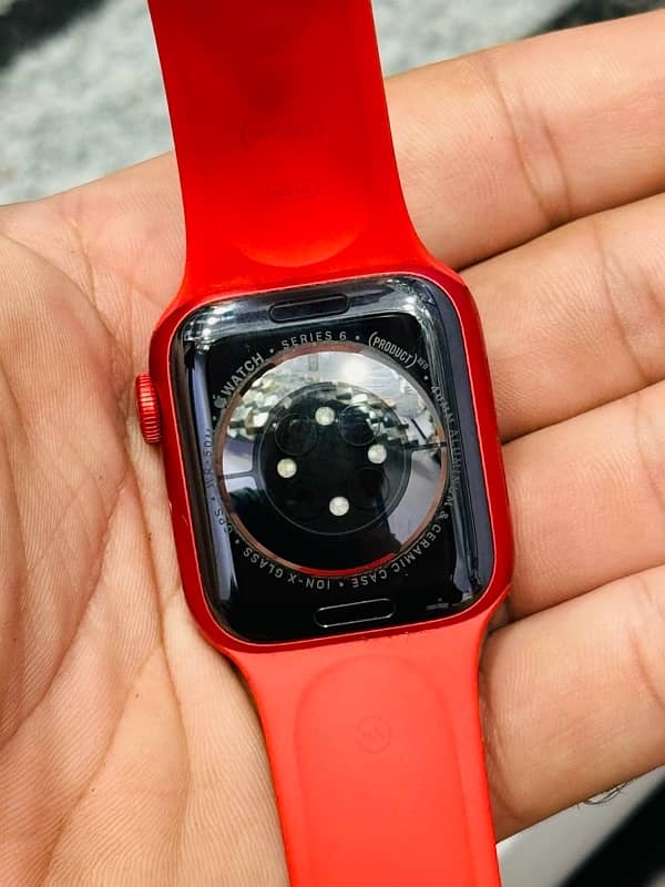 Apple watch series 6 original. 4