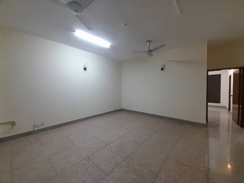 10 marla well maintain upper portion available for Rent in dha phase 1. 13