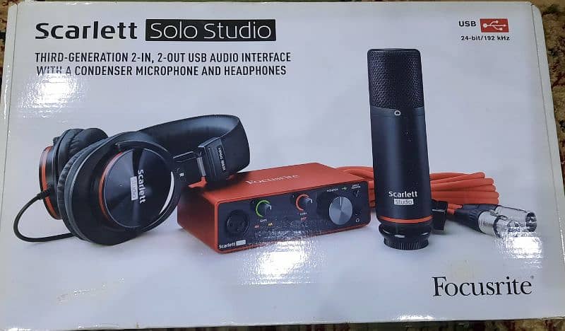 Focusrite Scarlett 2i2 Studio Bundle ( 3rd gen ) Audio Interface 14