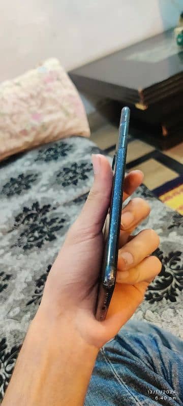 iPhone 7 plus pta 128 2