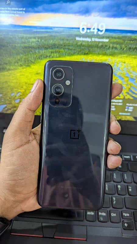 OnePlus 9 5G 1