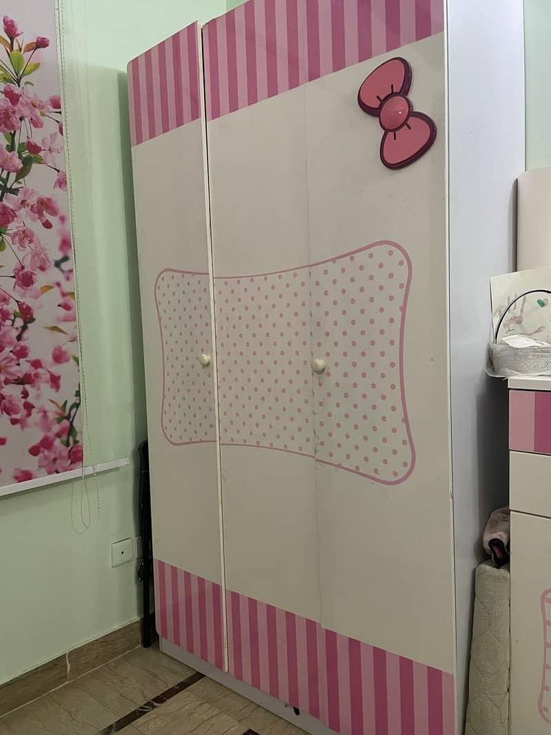 Girl's bedset for sale 4