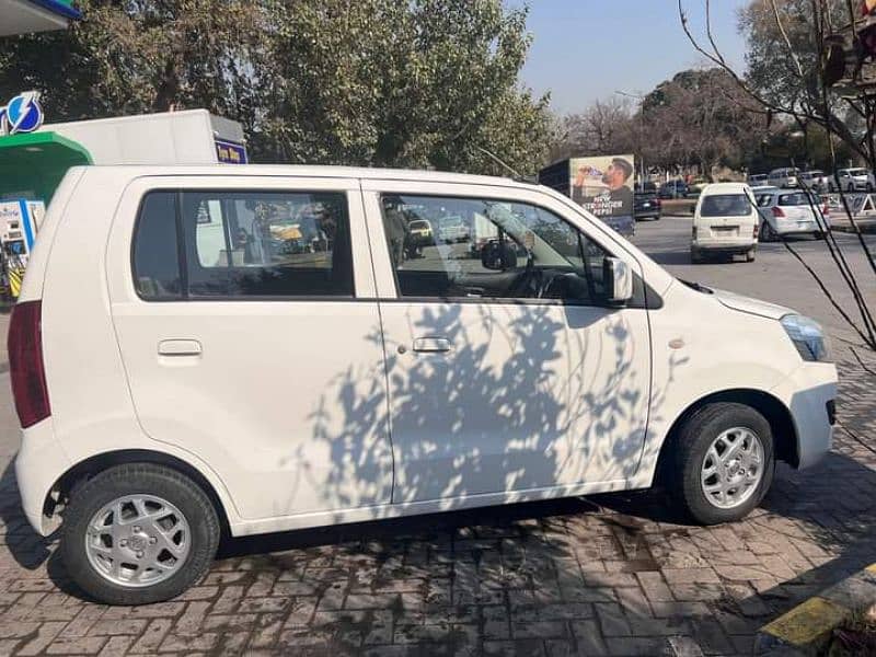 Suzuki Wagon R 2018 3