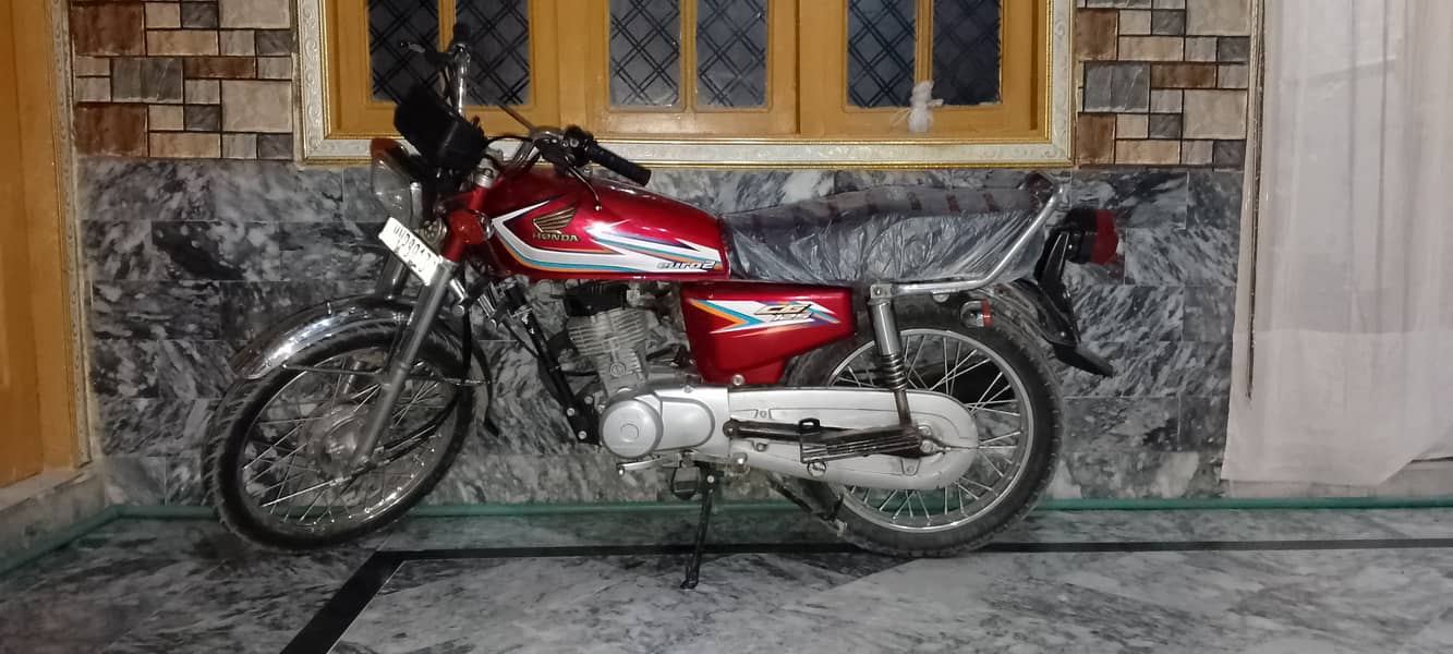 Honda CG 125 Model 2016 7