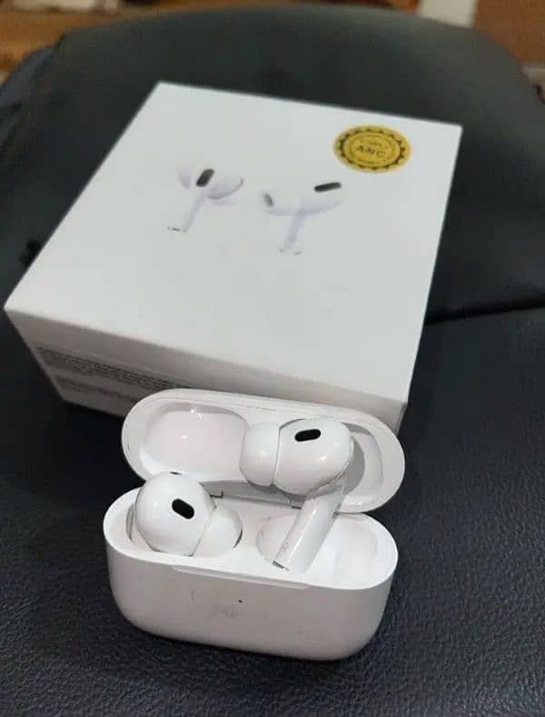 Apple Airpod Pro  in Excellent Condition just 2 weeks used 1