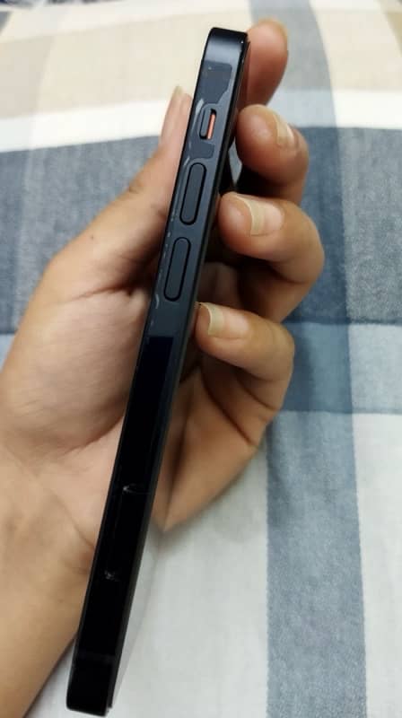 iphone 12 mini 64 GB Black 3