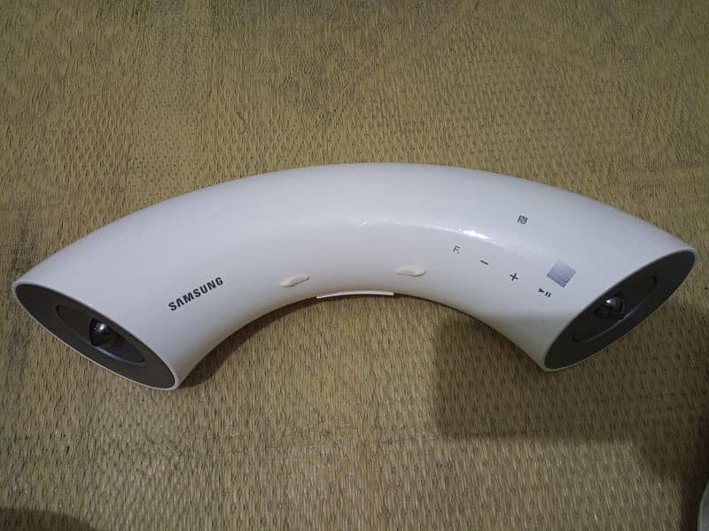 Samsung galaxy wireless with Audio Dock DA-F560 10