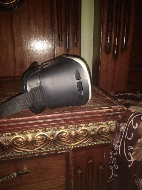 I'm selling VR box 2