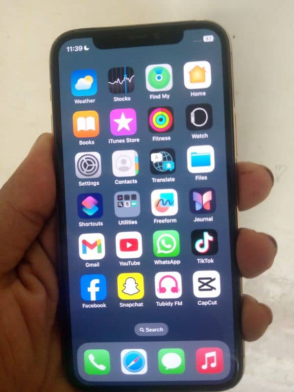 I phone 11 pro 64 gb 8