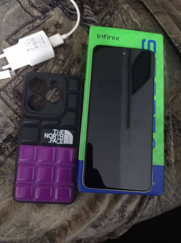 Infinix smart 8 4/64 condition 10/10 2