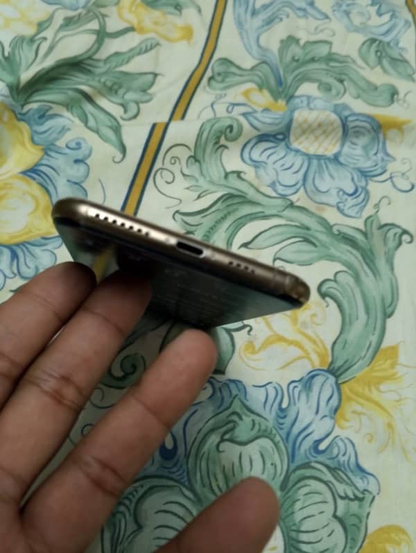 IPHONE XS MAX ( pta) 4