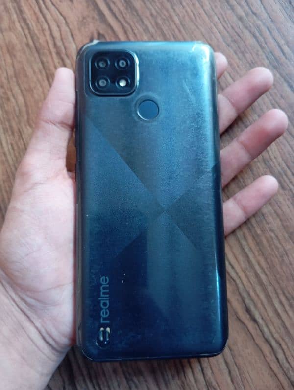 Realme C21 0