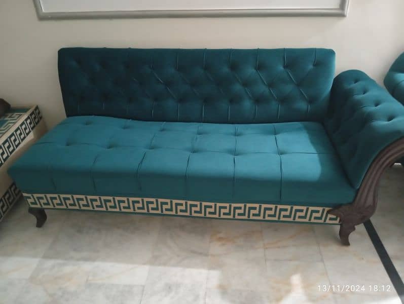 L Shape Sofa set with Dewan puffy and center table 4