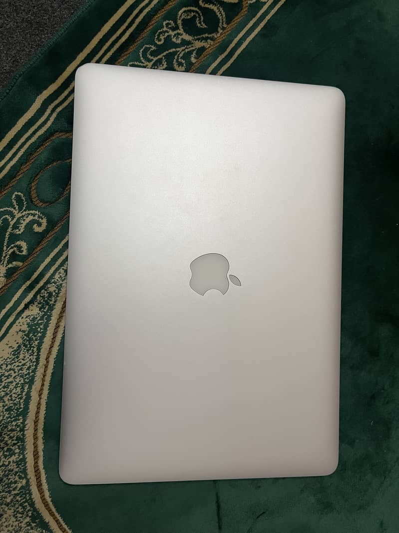 MacBook Pro 1