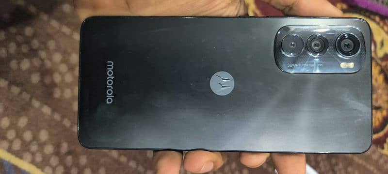 Moto edge 30 dual sim 256gb PTA Approved 4