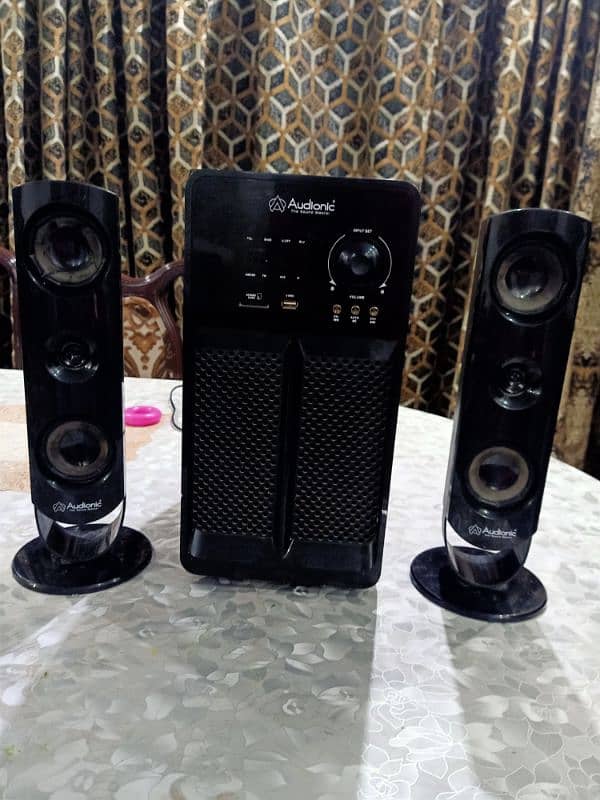 Audionic speakers 1