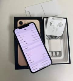 iPhone 11pro max 256 GB 03230916581 my what'sap