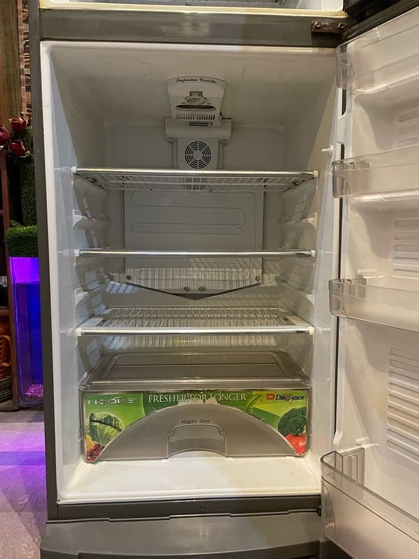 Dawlance refrigerator 3