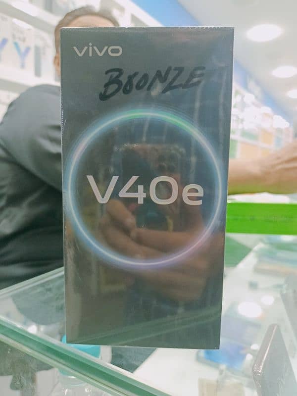 vivo v40e 8/256 0