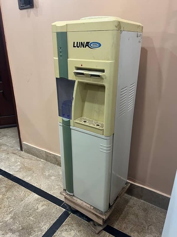 watet Dispenser for sale 1