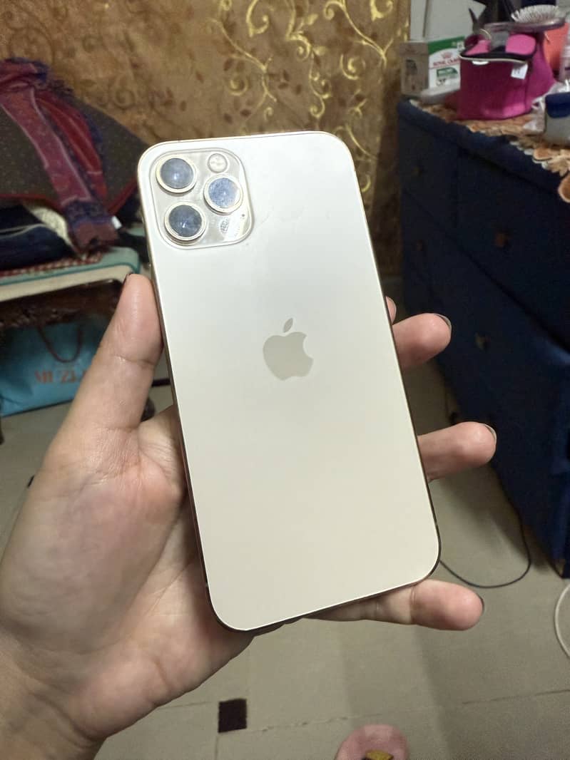 IPhone 12 PRO 0