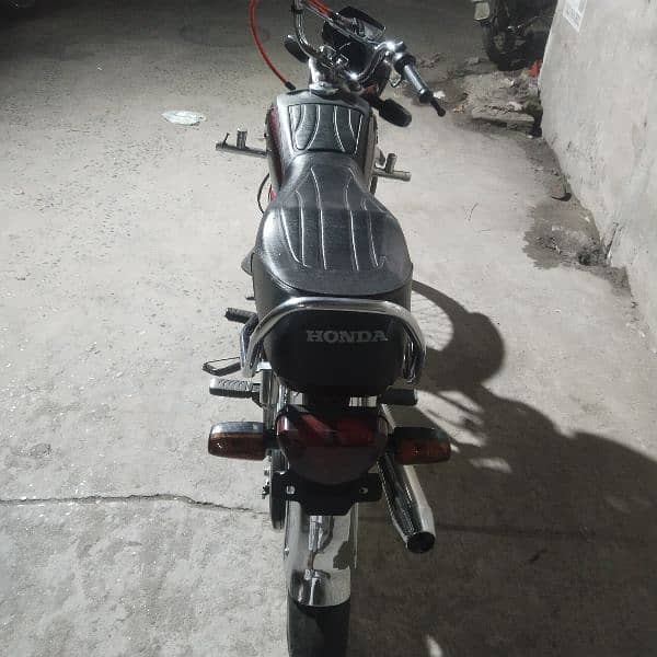 Honda Cd 70 geniun condition 2024 Model urgent sale 4