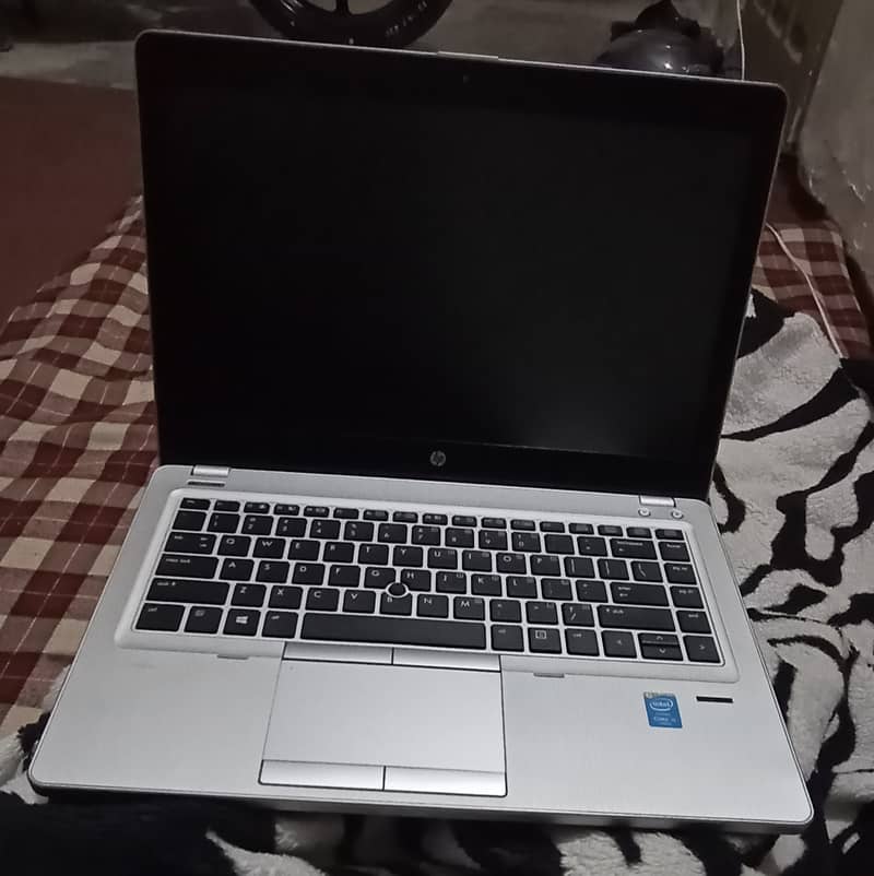 HP Folio Laptop 0