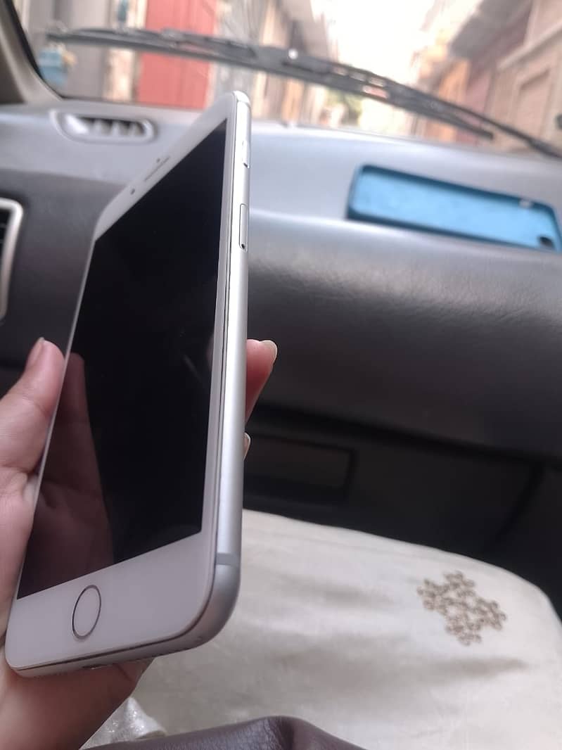 iphone 8plus 256gb Pta approved 5