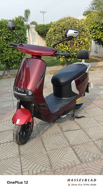 new asia electric bike 800 km drive neat clean for sale 03457743444 0