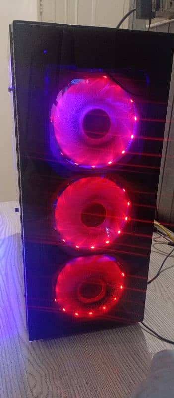 computer for sale with casing for gaming and normal use 6