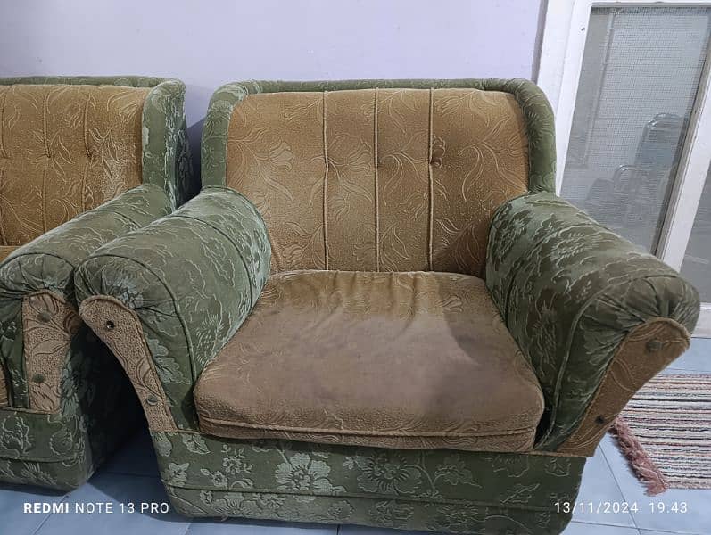 5 seater sofa set for Sale 0