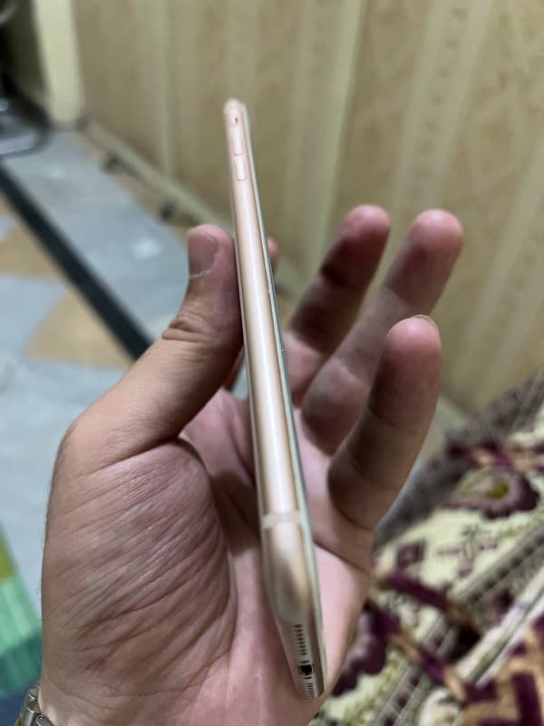 i phone 8 plus non Pta 4