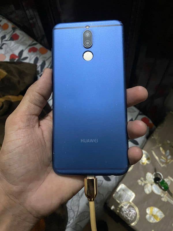 Huawei mate 10 4/64 0