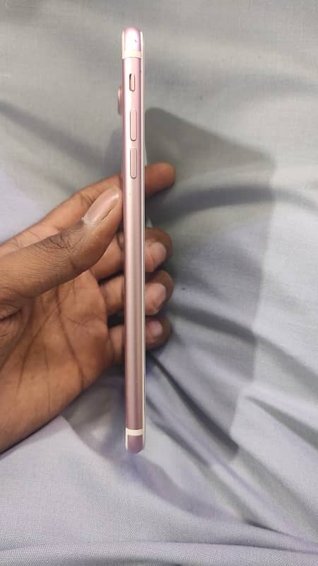 iPhone 7Plus Non PTA 10/10 RoseGold 4