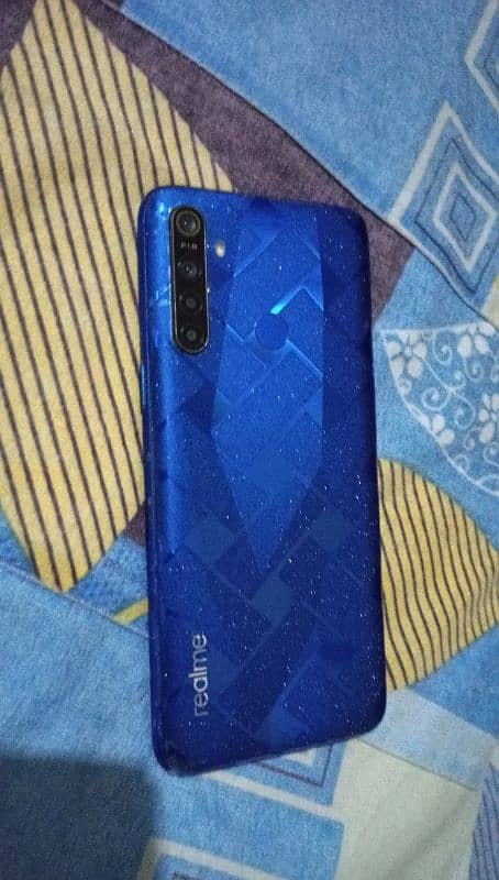 Realme 5    Lush Condition 3