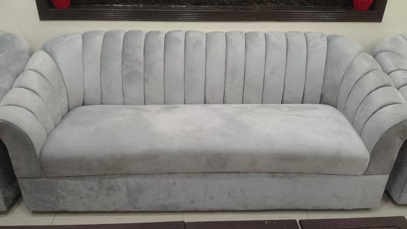 New 5 Seater Sofa only 65k very little use 0