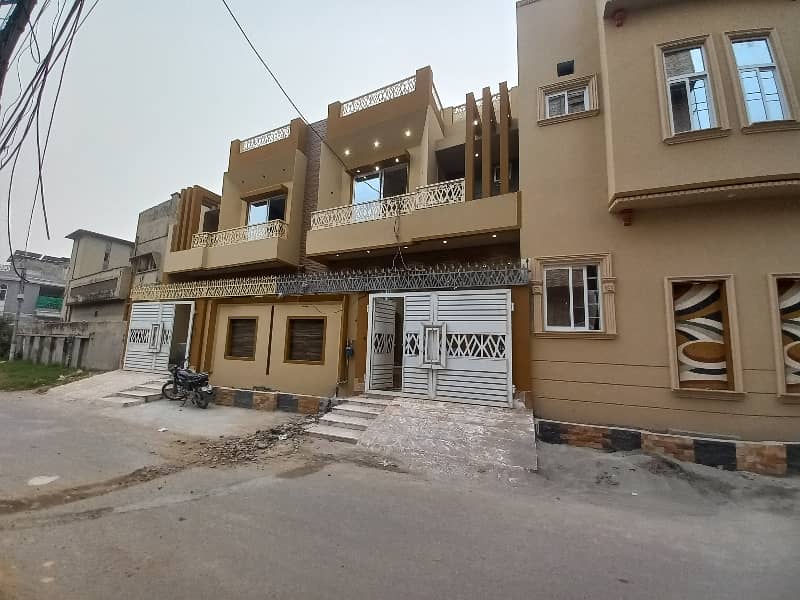 5 Marla Brand new House (video available) New samnabad Lahore 0