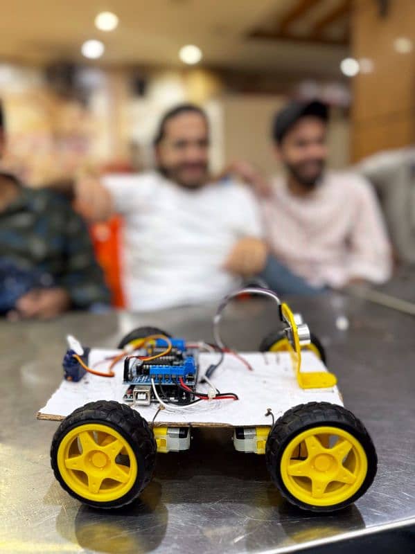 Arduino self driving car hand made project 1